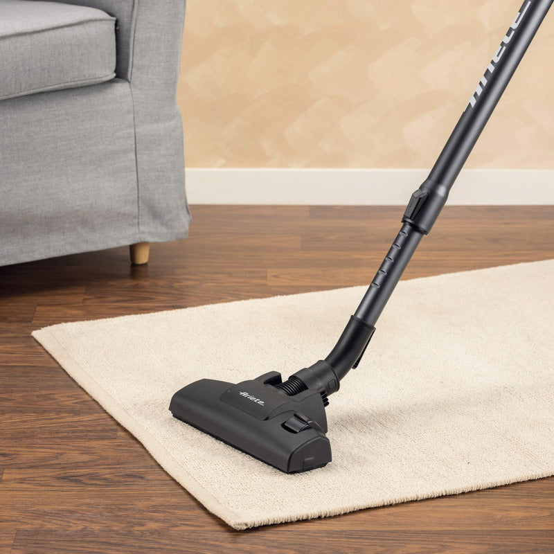 Aspiradora C/cable Ariete 2708 Con Accesorios Negro