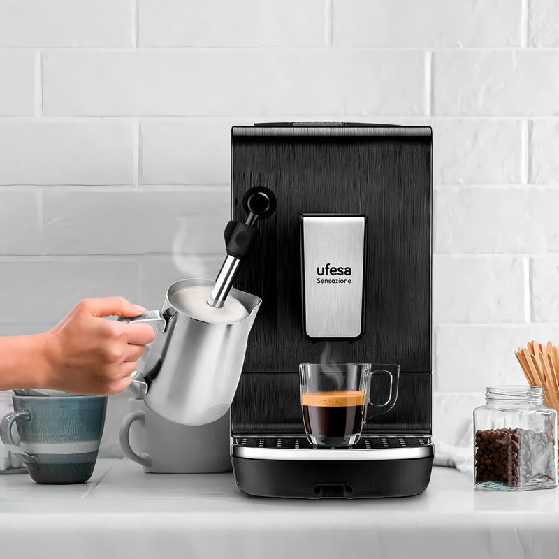 Cafetera Espresso Automatica Ufesa Sensazione Control Digita Color Negro