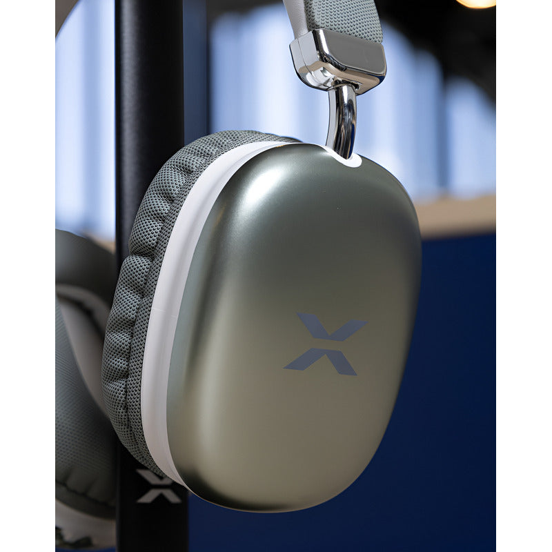 Auriculares Inalámbricos Xi-aux300 Xion 40hs De Duración Color Verde Claro