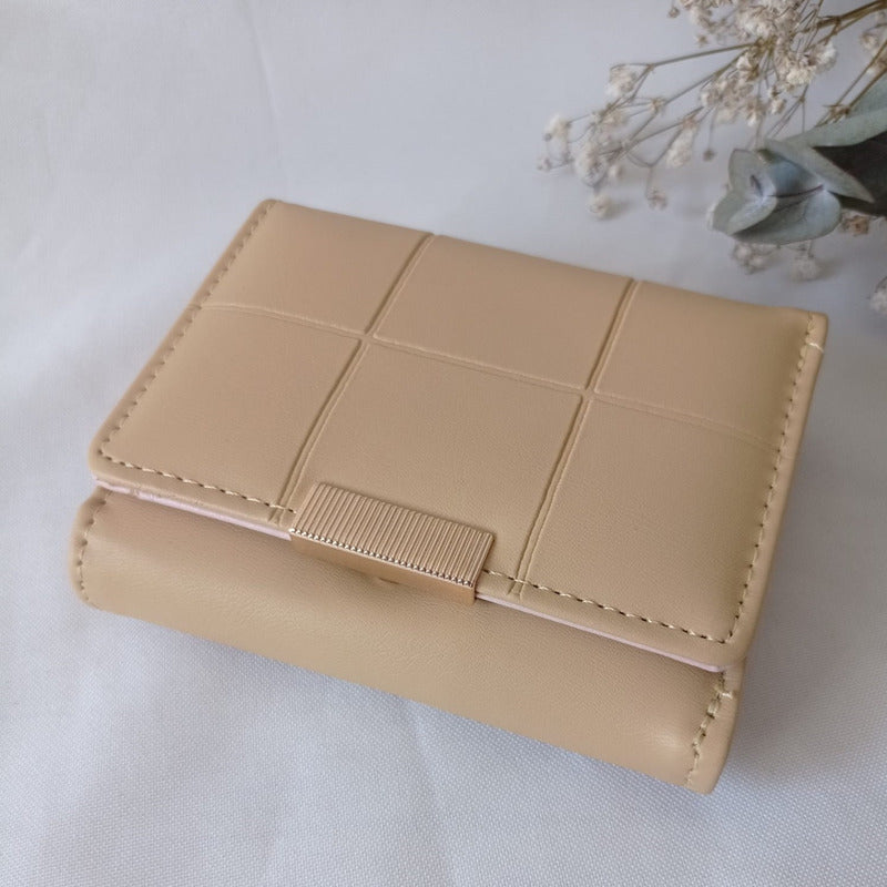 Billetera Mujer Capitoneada Cuero Sintético 9x11 Cm Amarillo