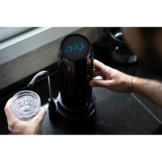 Filtro Purificador De Agua Sobre Mesada Dvigi Aqua Negro