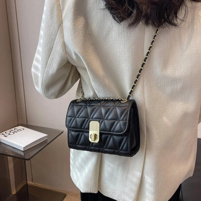 Cartera De Dama Bolsos Para Mujeres Bandoleras Capitoneadas Negro Capitoneada