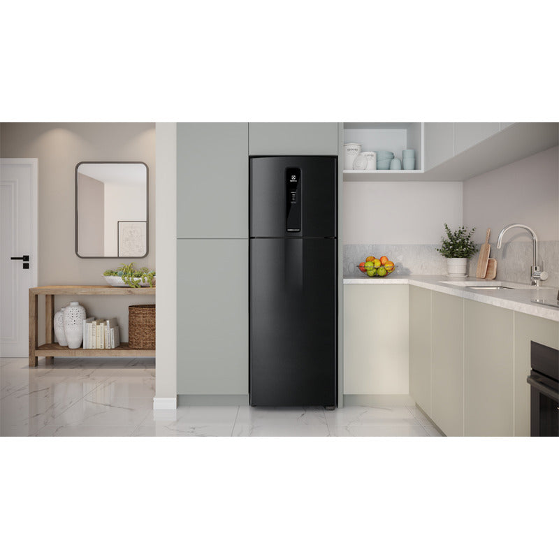 Heladera Refrigerador Electrolux If43b Inverter 408l Color Negro