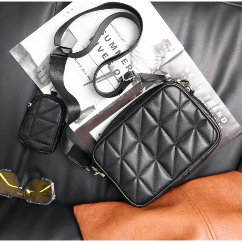 Cartera Bandolera Capitoneada Para Mujer Con Cierre Negro.