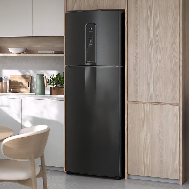 Heladera Refrigerador Electrolux It70b Frost Free Inverter Color Negro